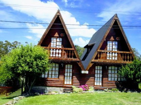  Alpinas del Lago Tandil  Тандил